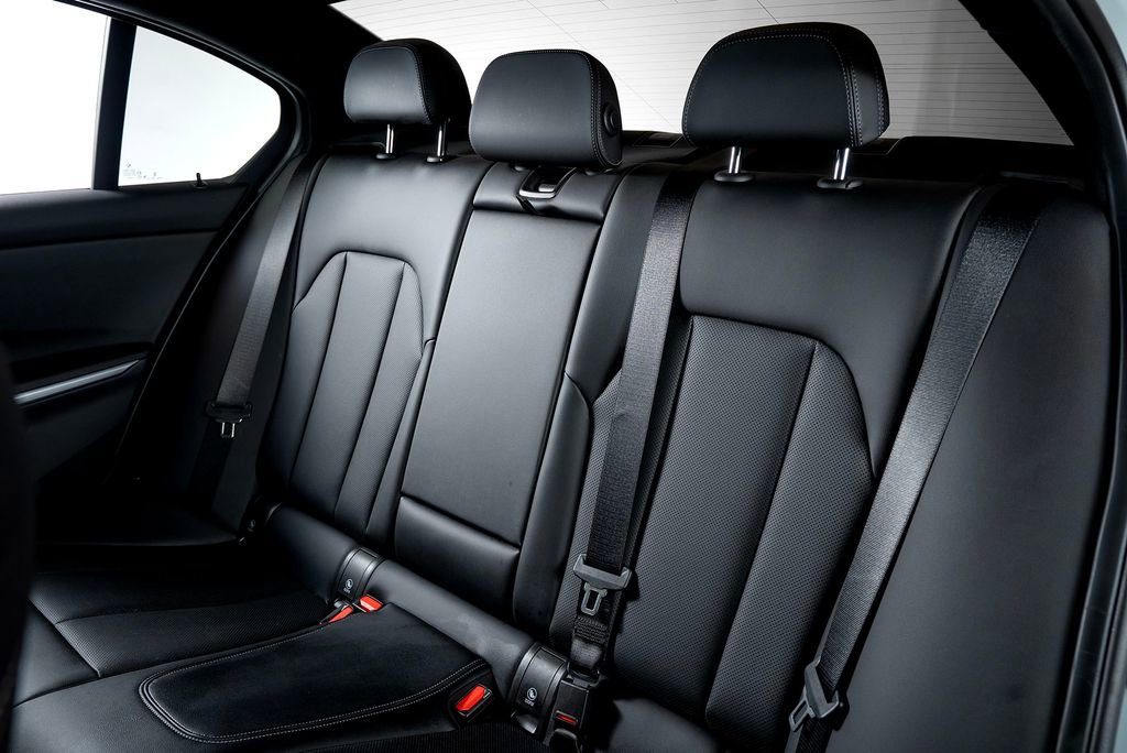 Used 2024 BMW M340i xDrive w/ Driving Assistance Package image 24