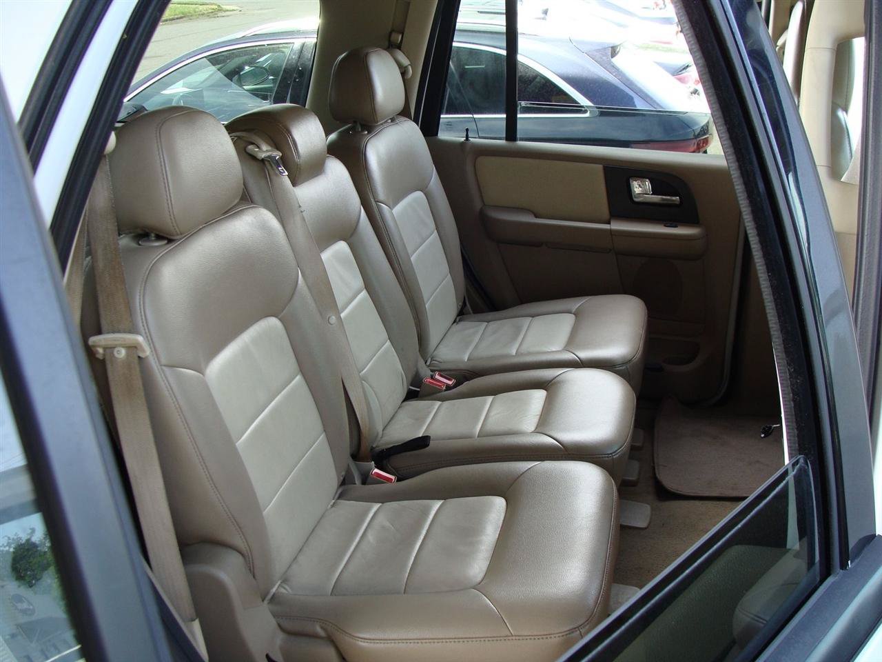 Used 2006 Ford Expedition Eddie Bauer AWD/4WD image 26