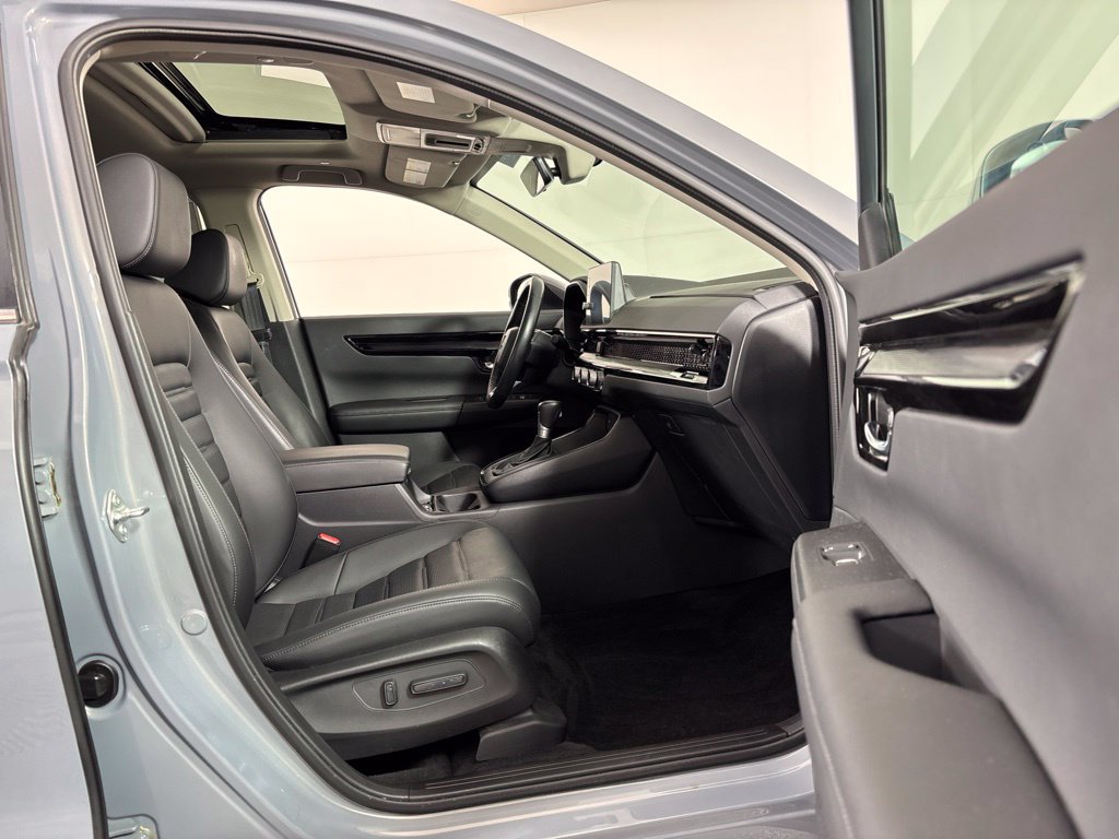 Certified 2026 Honda CR-V EX-L image 6
