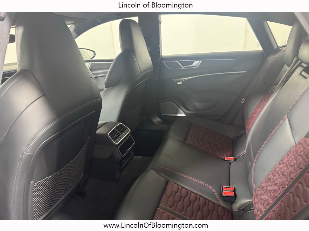 Used 2024 Audi RS 7 Performance w/ Black Optic Package image 30