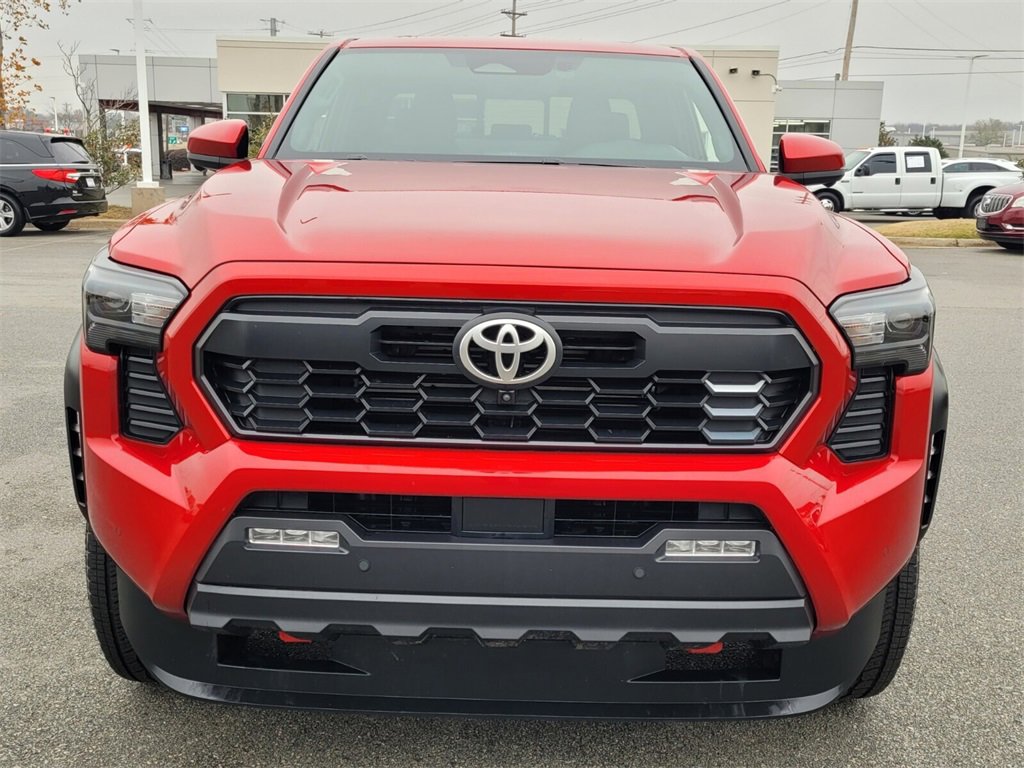 Used 2025 Toyota Tacoma TRD Off-Road image 13