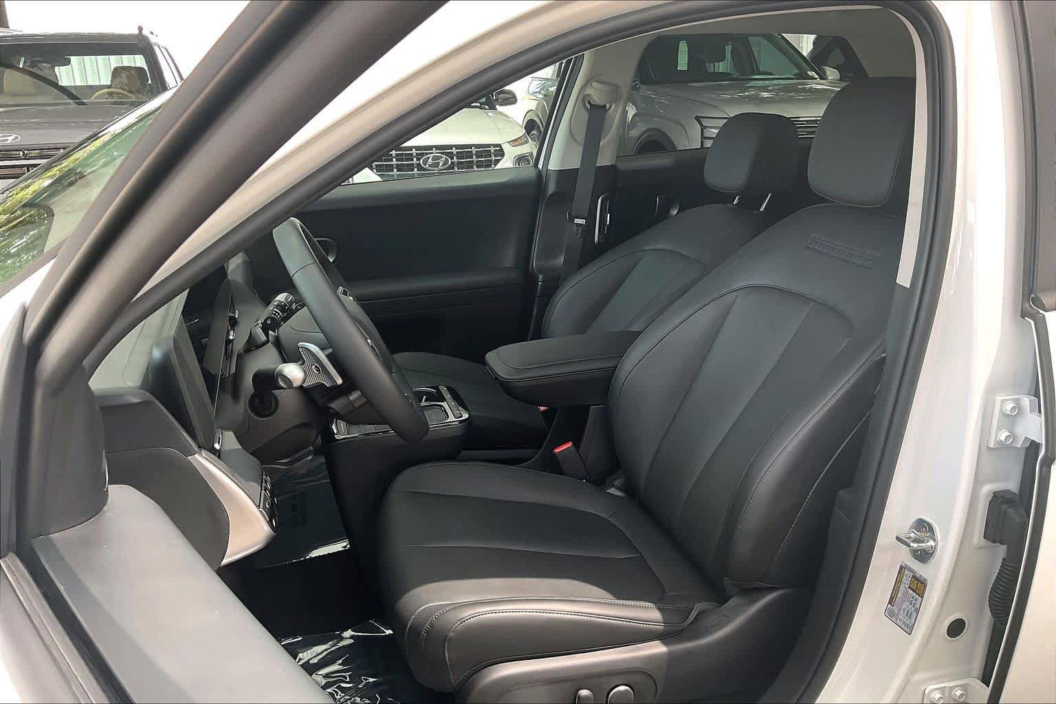 Certified 2026 Hyundai Ioniq 5 SEL RWD image 7