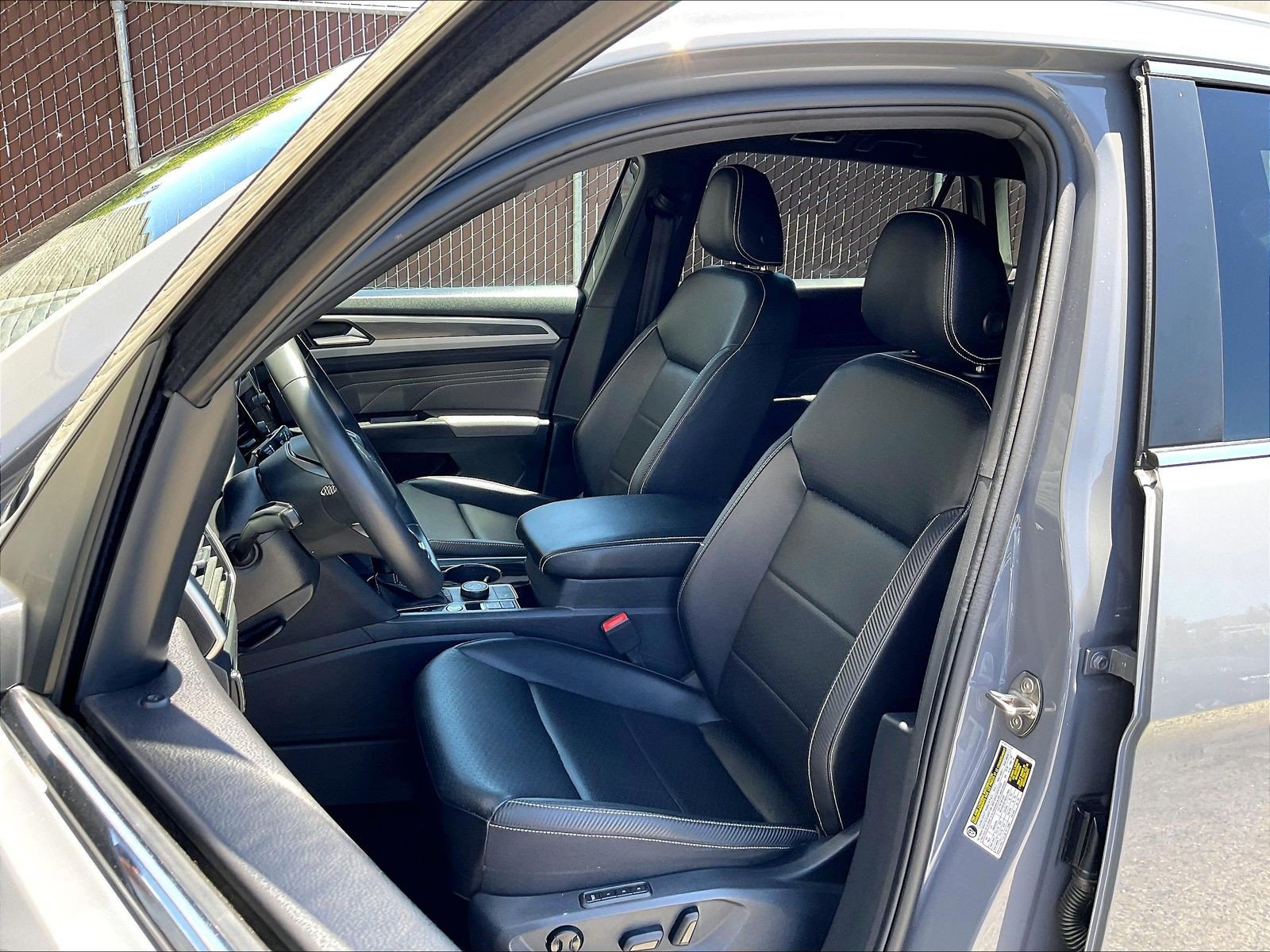 Certified 2023 Volkswagen Atlas Cross Sport SEL AWD/4WD image 24
