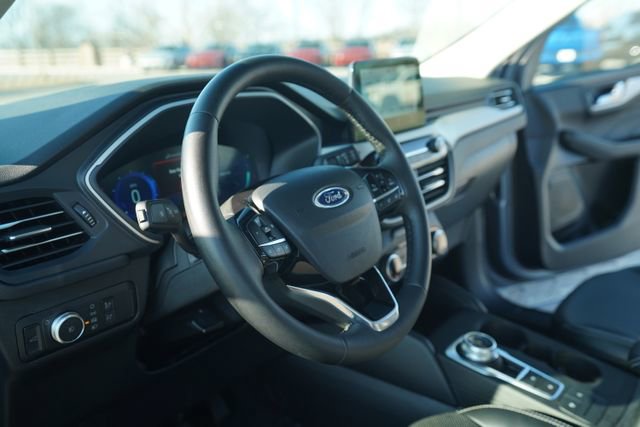 Used 2022 Ford Escape SEL w/ Technology Package image 27