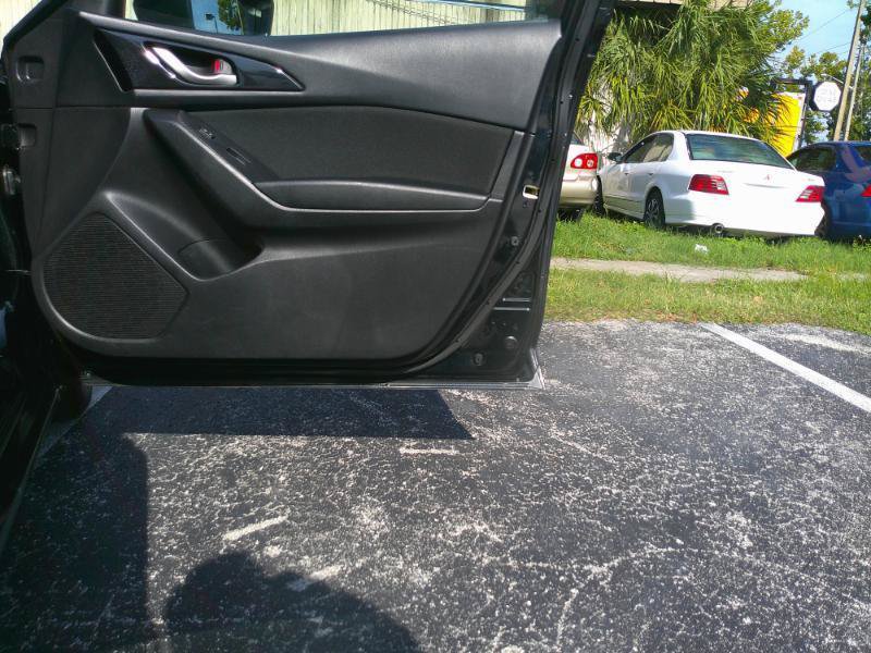 Used 2015 MAZDA MAZDA3 i Sport FWD image 23