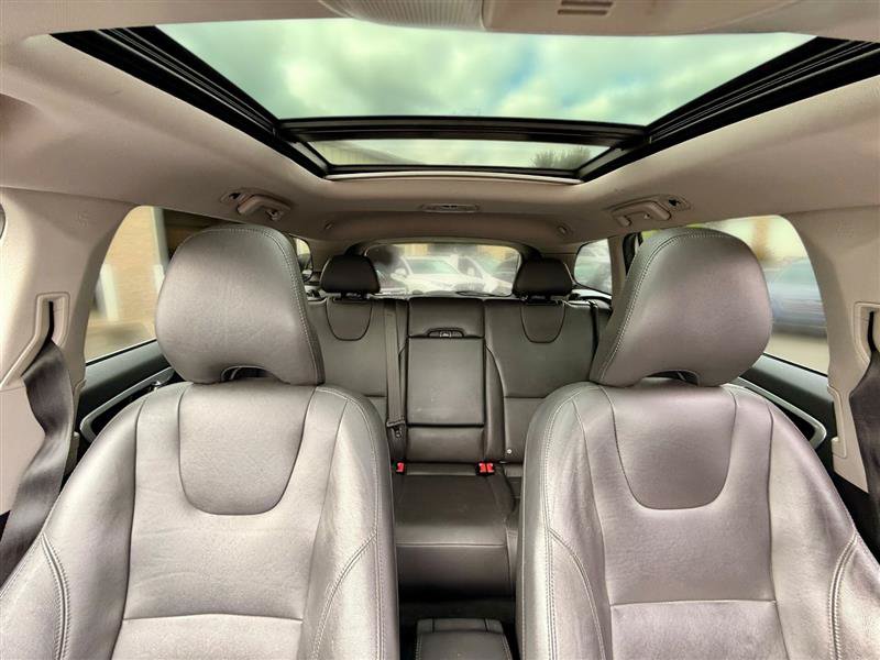 Used 2016 Volvo XC60 T5 Premier AWD/4WD image 26