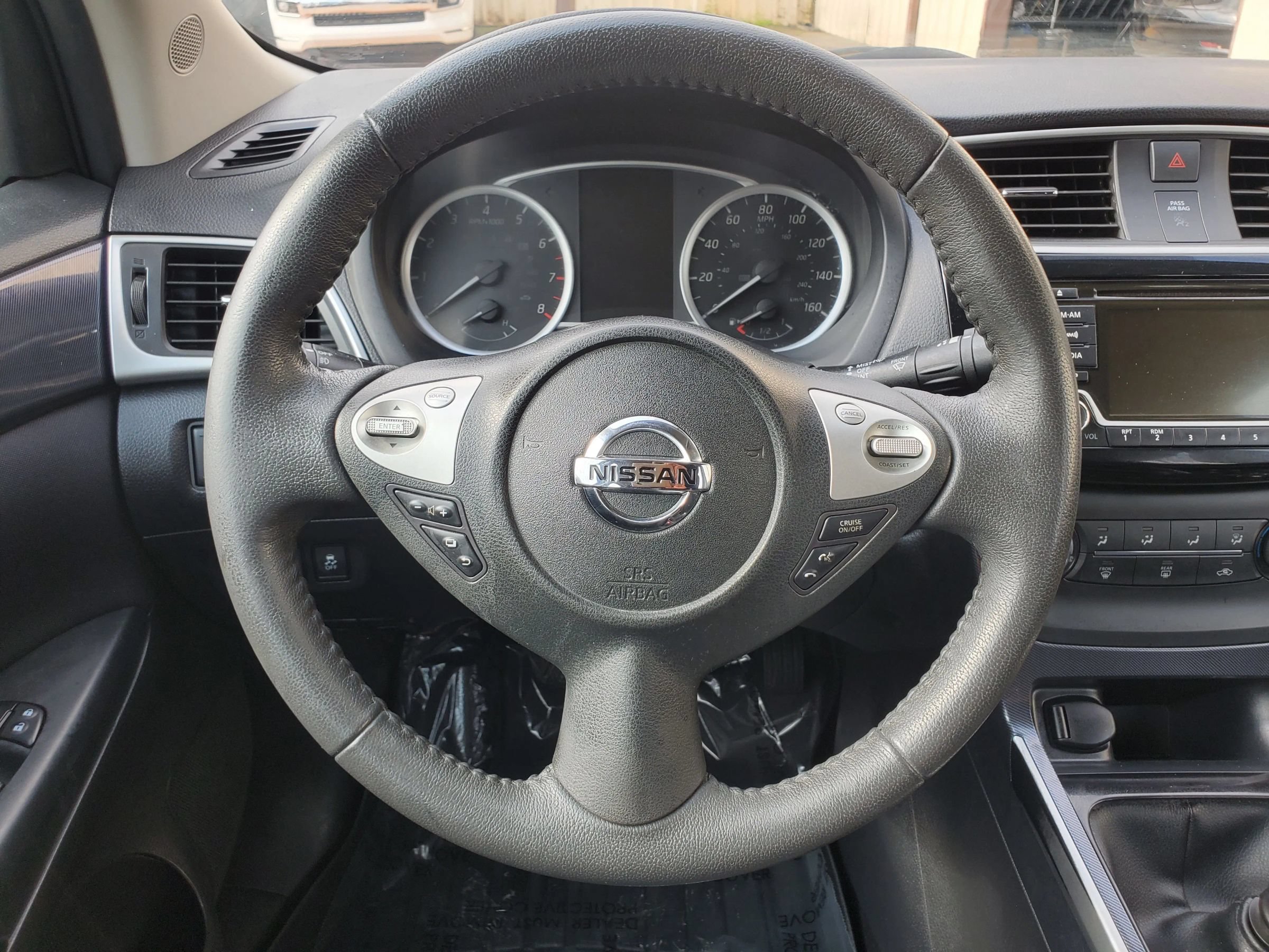 Used 2017 Nissan Sentra SR Turbo w/ SR Midnight Edition FWD image 47