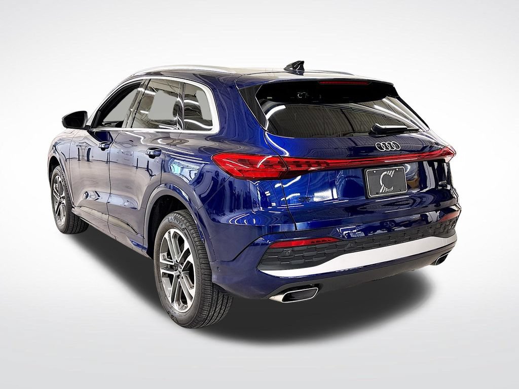 Certified 2025 Audi Q5 Premium w/ Premium Plus AWD/4WD image 3