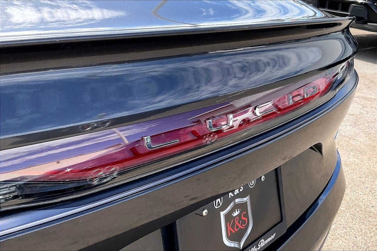 Used 2024 Lucid Air Pure RWD image 8