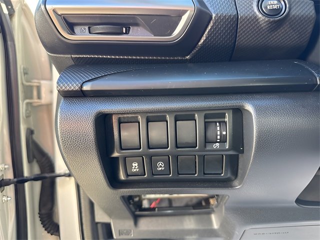 Used 2020 Subaru Forester w/ Alloy Wheel Package image 18