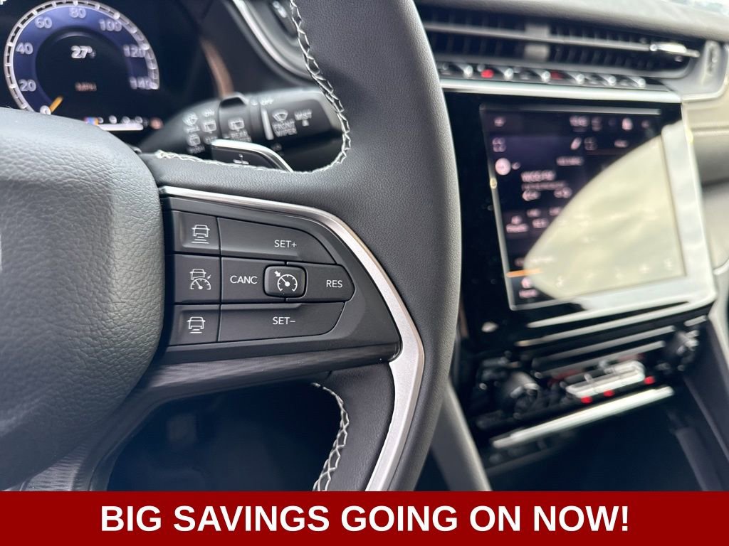 New 2025 Jeep Grand Cherokee Laredo AWD/4WD image 27
