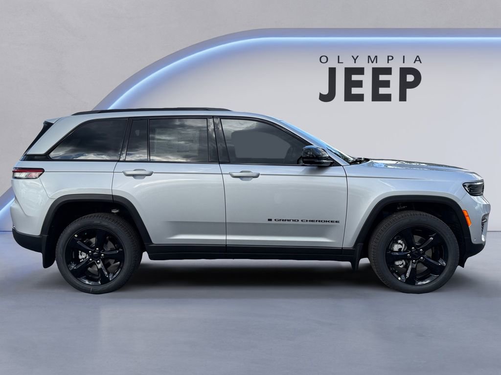 New 2025 Jeep Grand Cherokee Limited image 7
