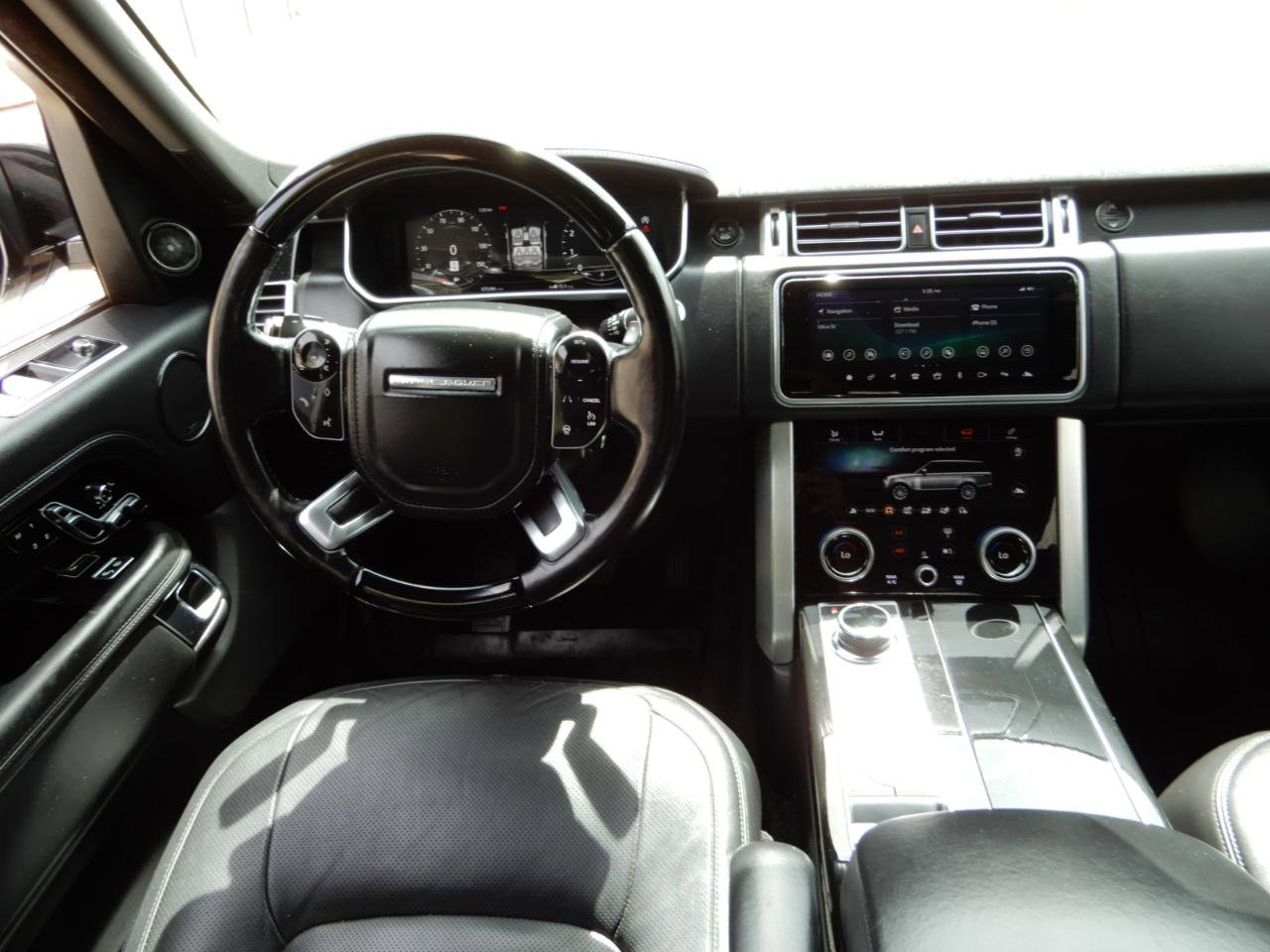 Used 2018 Land Rover Range Rover HSE AWD/4WD image 24