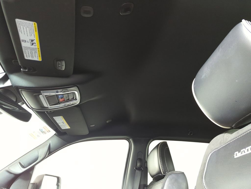 Used 2024 RAM 1500 Laramie image 16
