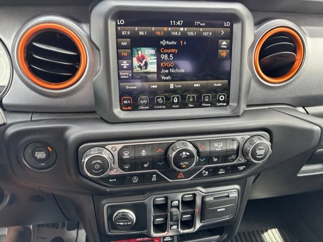 Used 2021 Jeep Gladiator Mojave AWD/4WD image 31