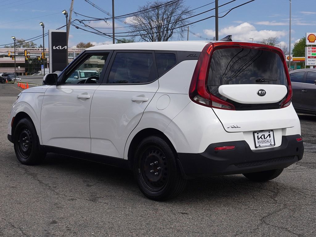 Used 2020 Kia Soul LX FWD image 6