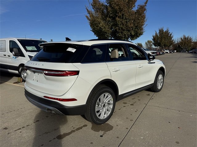 New 2026 Lincoln Corsair Premiere image 9