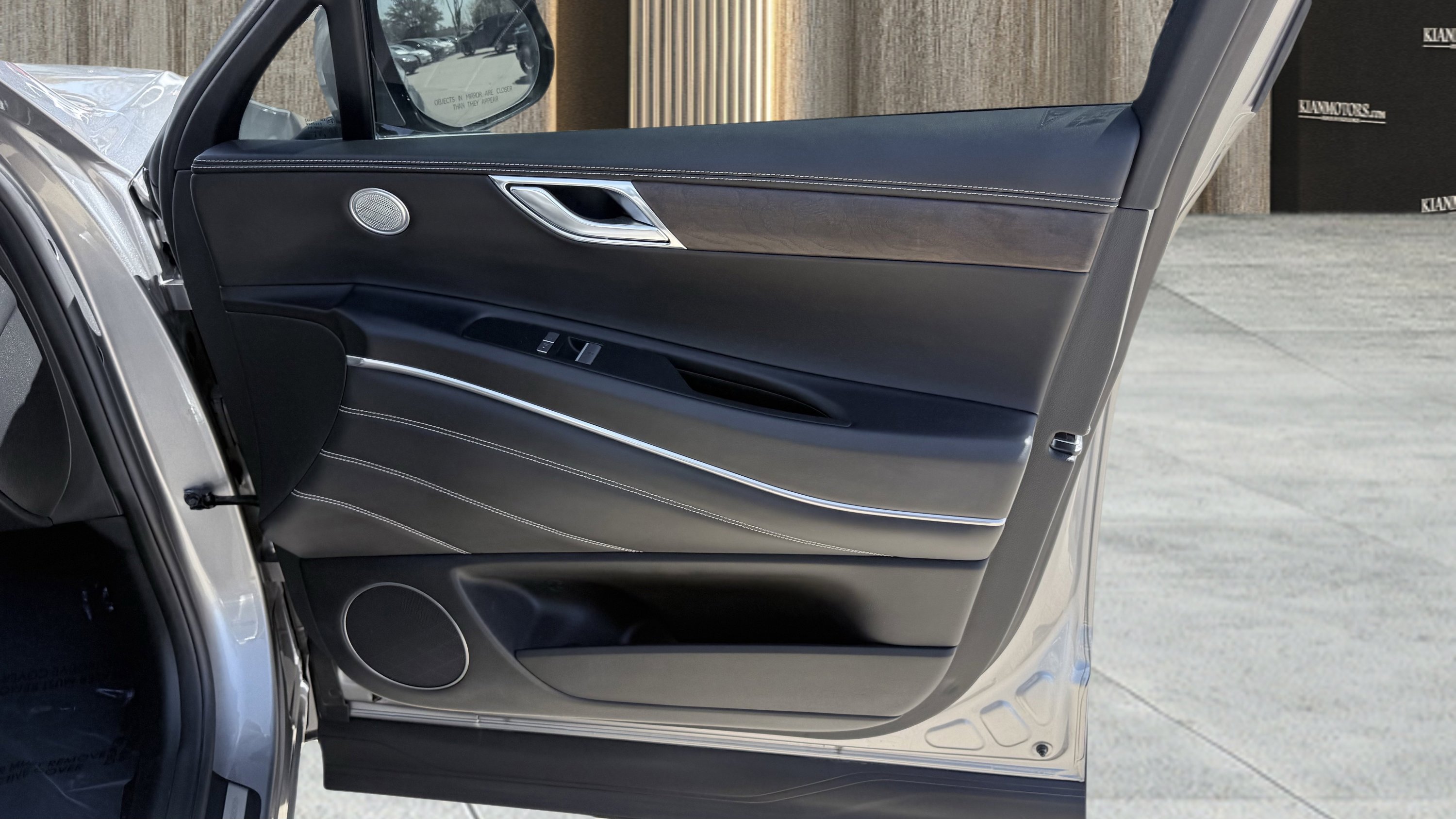 Used 2024 Genesis GV80 2.5T image 41