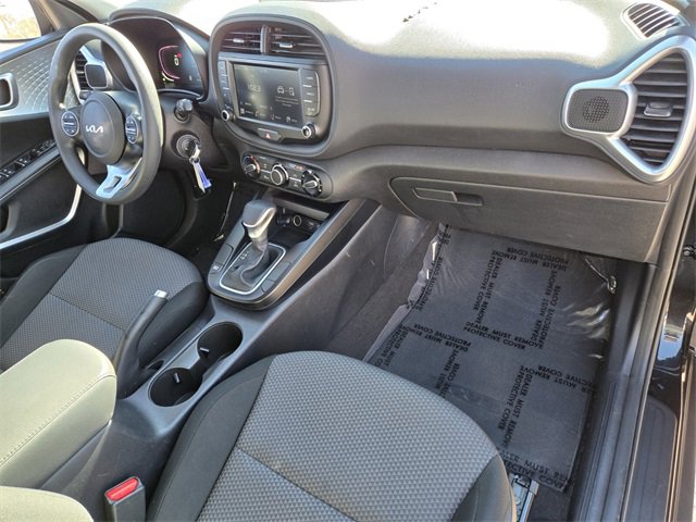 Used 2023 Kia Soul LX w/ LX Technology Package image 21