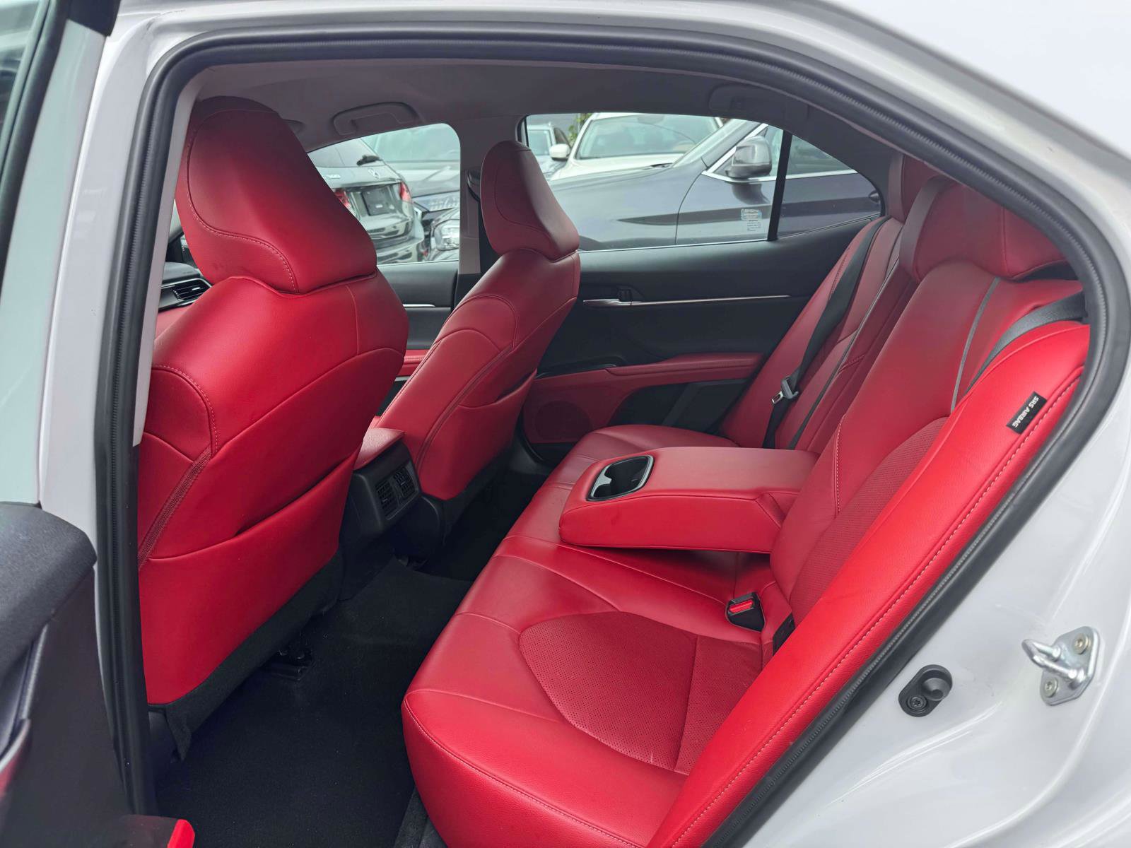 Used 2023 Toyota Camry XSE image 9