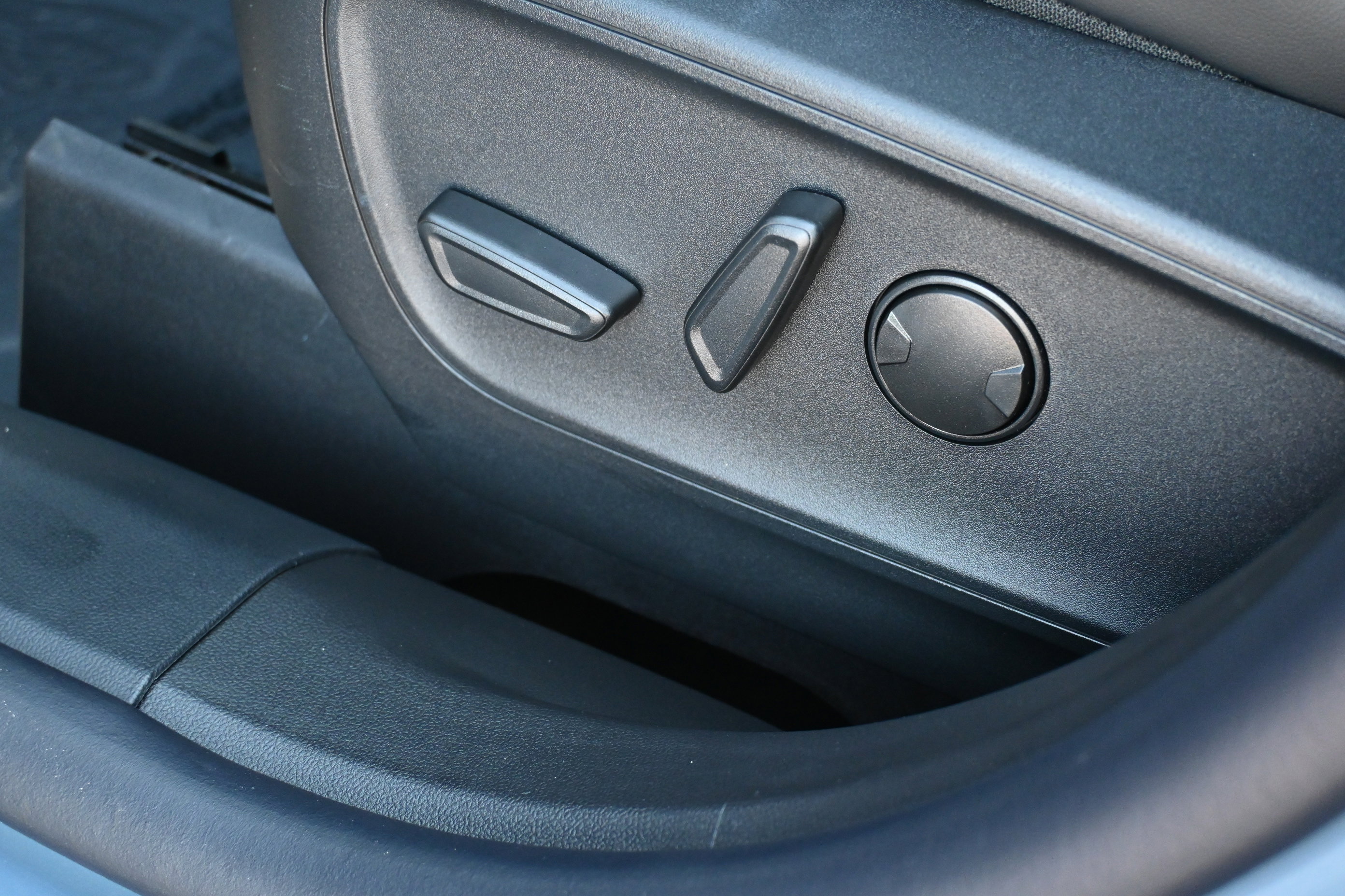 New 2026 Ford Escape ST-Line w/ Tech Pack #1 image 31