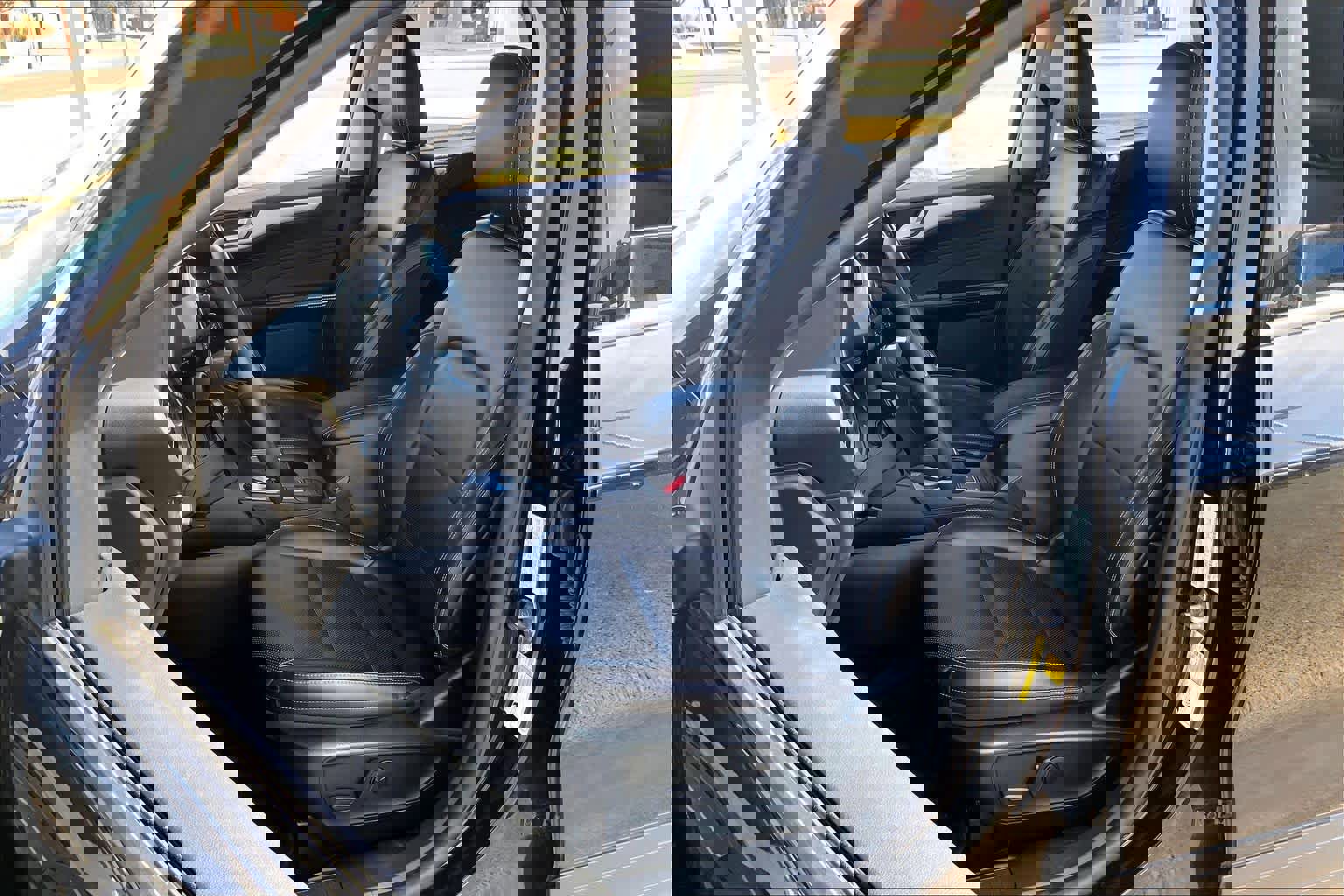 Used 2022 Ford Escape SEL w/ Technology Package image 7