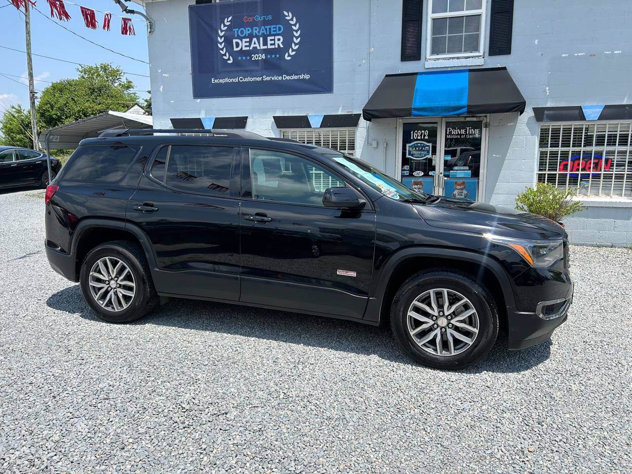 Used 2018 GMC Acadia SLE w/ Driver Alert Package I AWD/4WD image 6