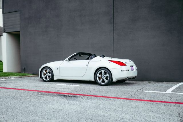 Used 2007 Nissan 350Z Grand Touring RWD image 40