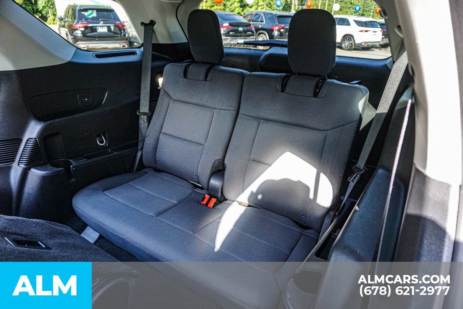 Used 2025 Ford Explorer Active RWD image 21