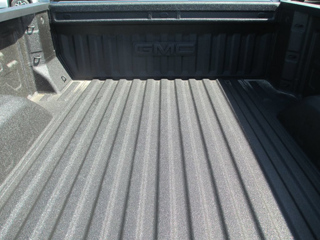 New 2026 GMC Sierra 1500 AT4 w/ AT4 Premium Package AWD/4WD image 8