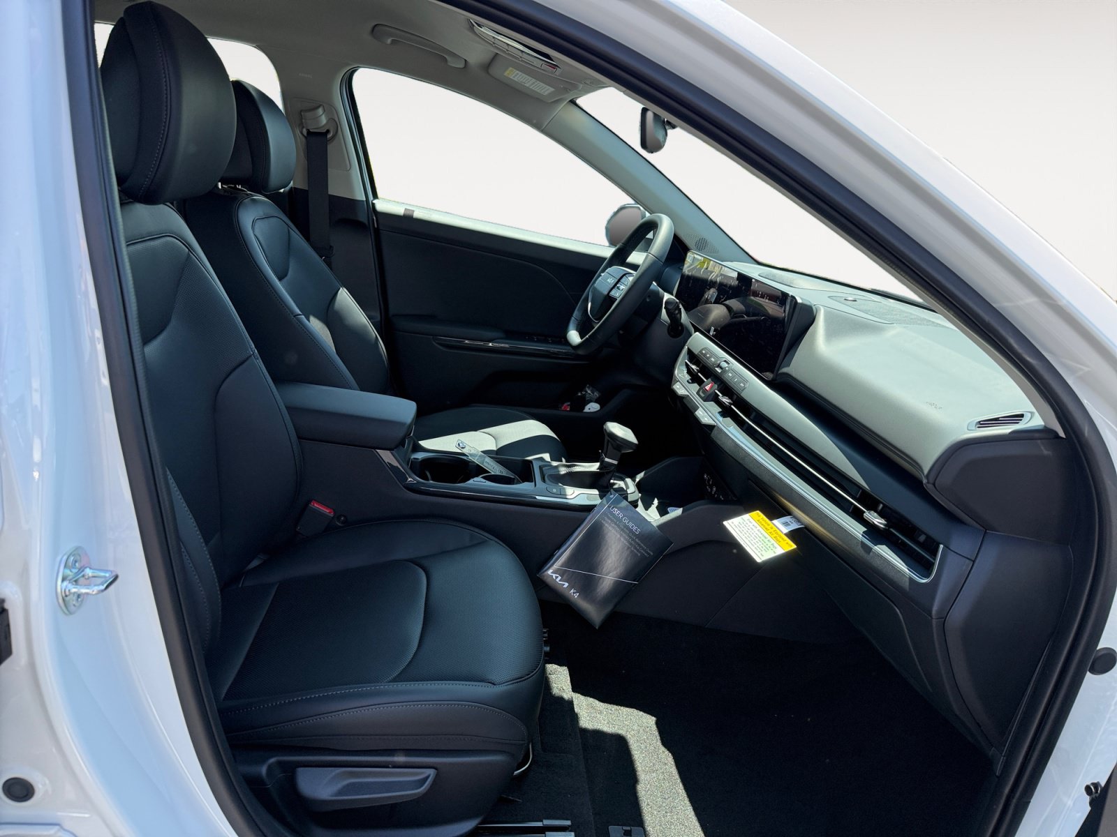 New 2026 Kia K4 EX FWD image 19