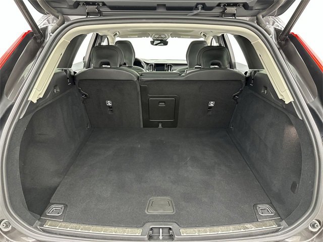 Certified 2025 Volvo XC60 B5 Plus w/ Climate Package image 24