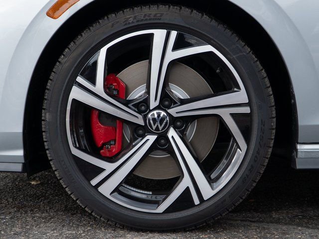 New 2026 Volkswagen GTI SE image 7