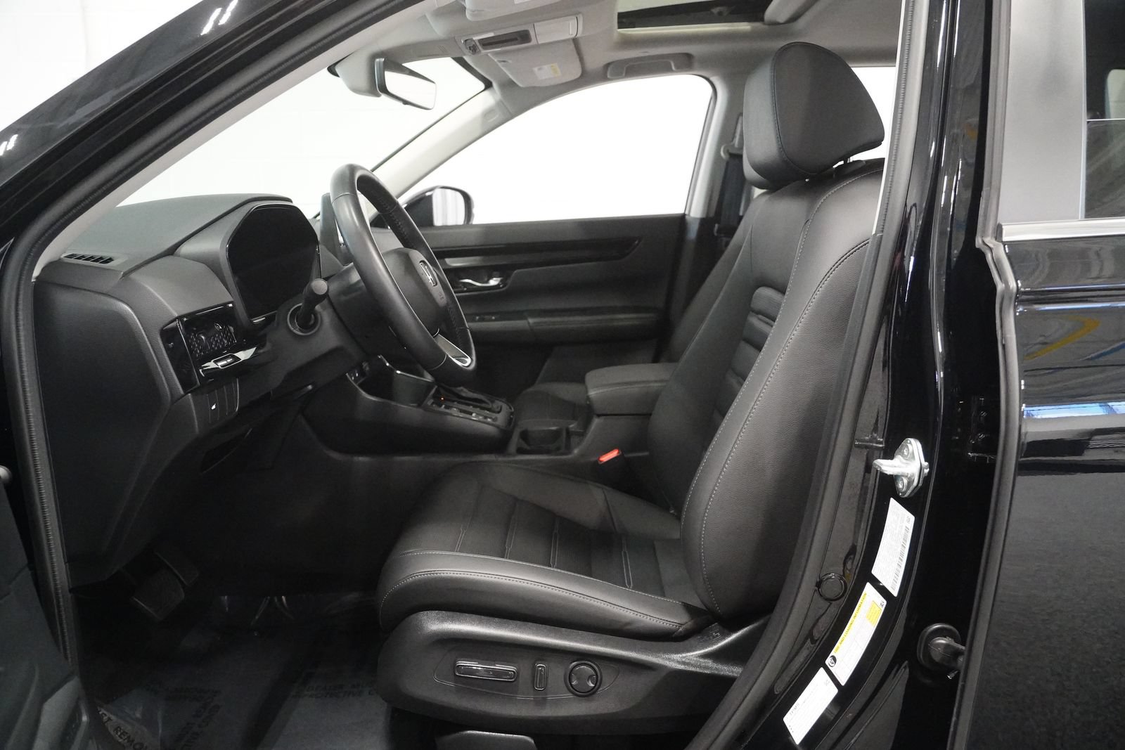 Used 2026 Honda CR-V EX-L image 11