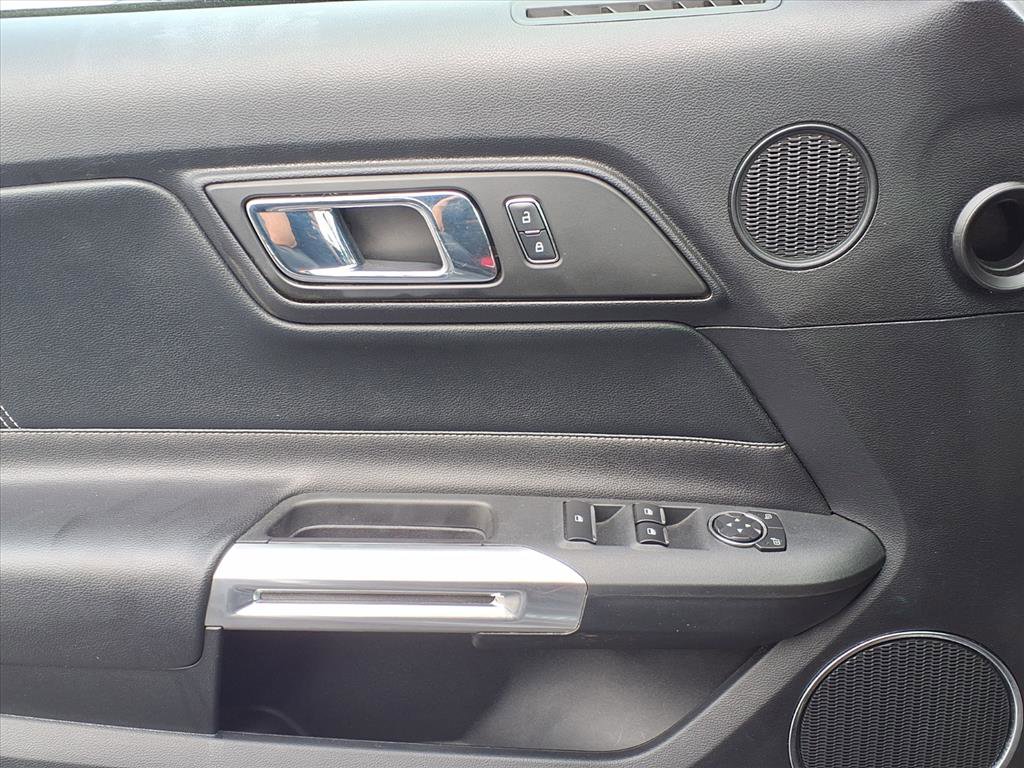 Used 2017 Ford Mustang GT Premium image 21