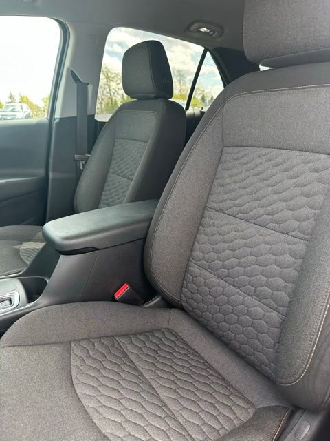Used 2021 Chevrolet Equinox LT AWD/4WD image 40