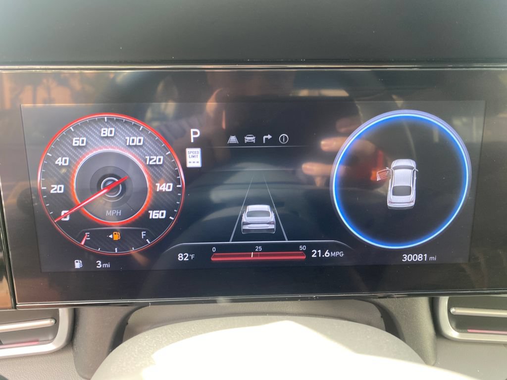 Used 2024 Hyundai Elantra SEL w/ Convenience Package FWD image 15