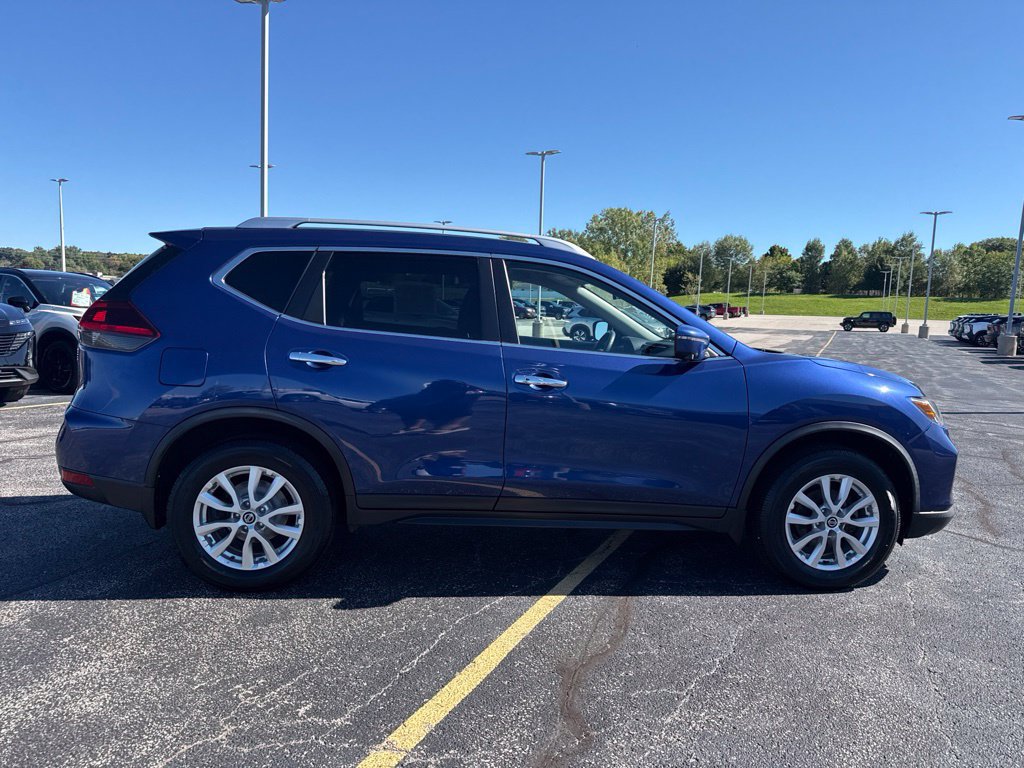 Used 2018 Nissan Rogue SV w/ Premium Package AWD/4WD image 31