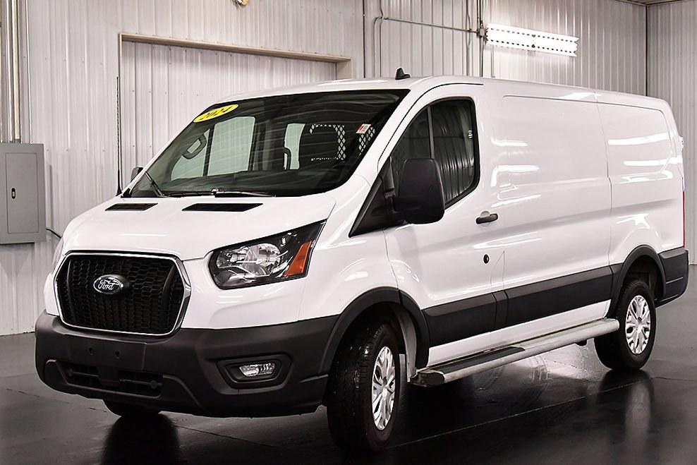 Used 2024 Ford Transit 250 Low Roof w/ Exterior Upgrade Package RWD image 3