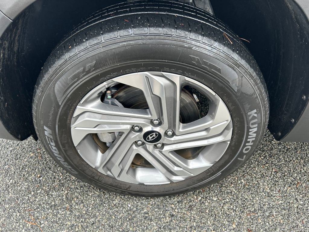 Used 2023 Hyundai Santa Fe SEL image 11