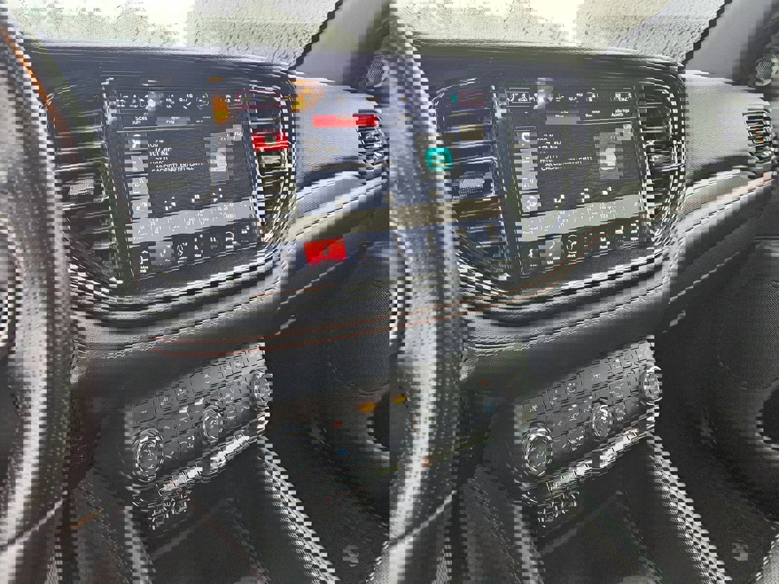 Used 2023 Dodge Durango GT image 15