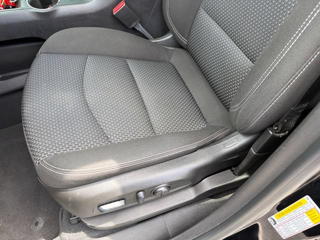 Used 2022 GMC Terrain SLE w/ Driver Convenience Package FWD image 19