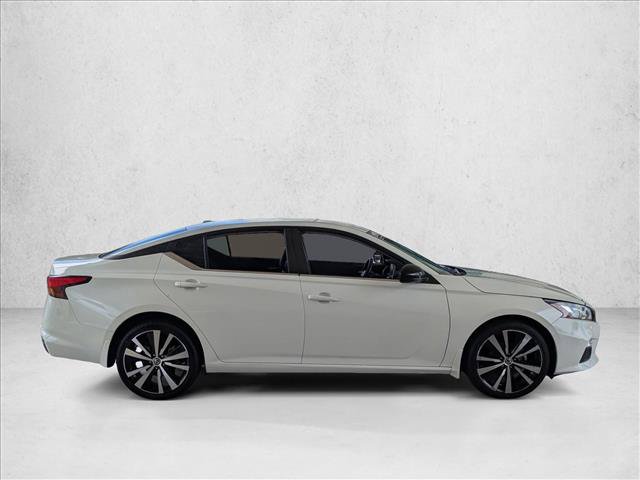 Used 2022 Nissan Altima 2.5 SR AWD/4WD image 4