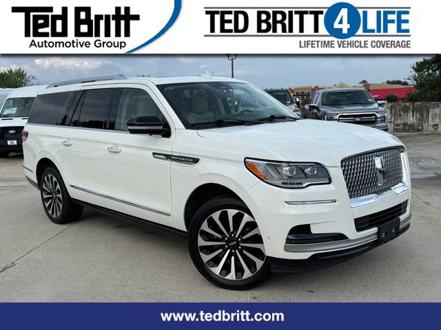 Used 2023 Lincoln Navigator L Reserve AWD/4WD image 1