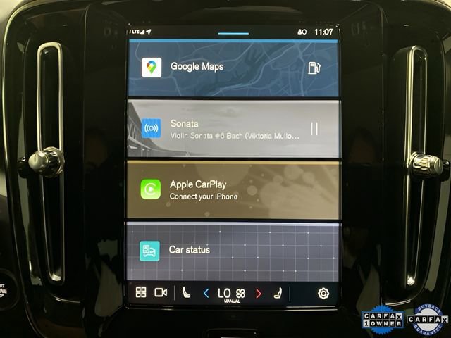 Used 2025 Volvo XC40 B5 Plus image 38