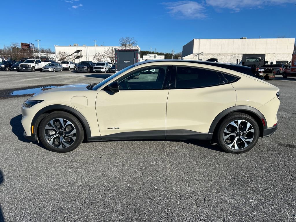 Used 2025 Ford Mustang Mach-E Select w/ Comfort Package Lite video 2