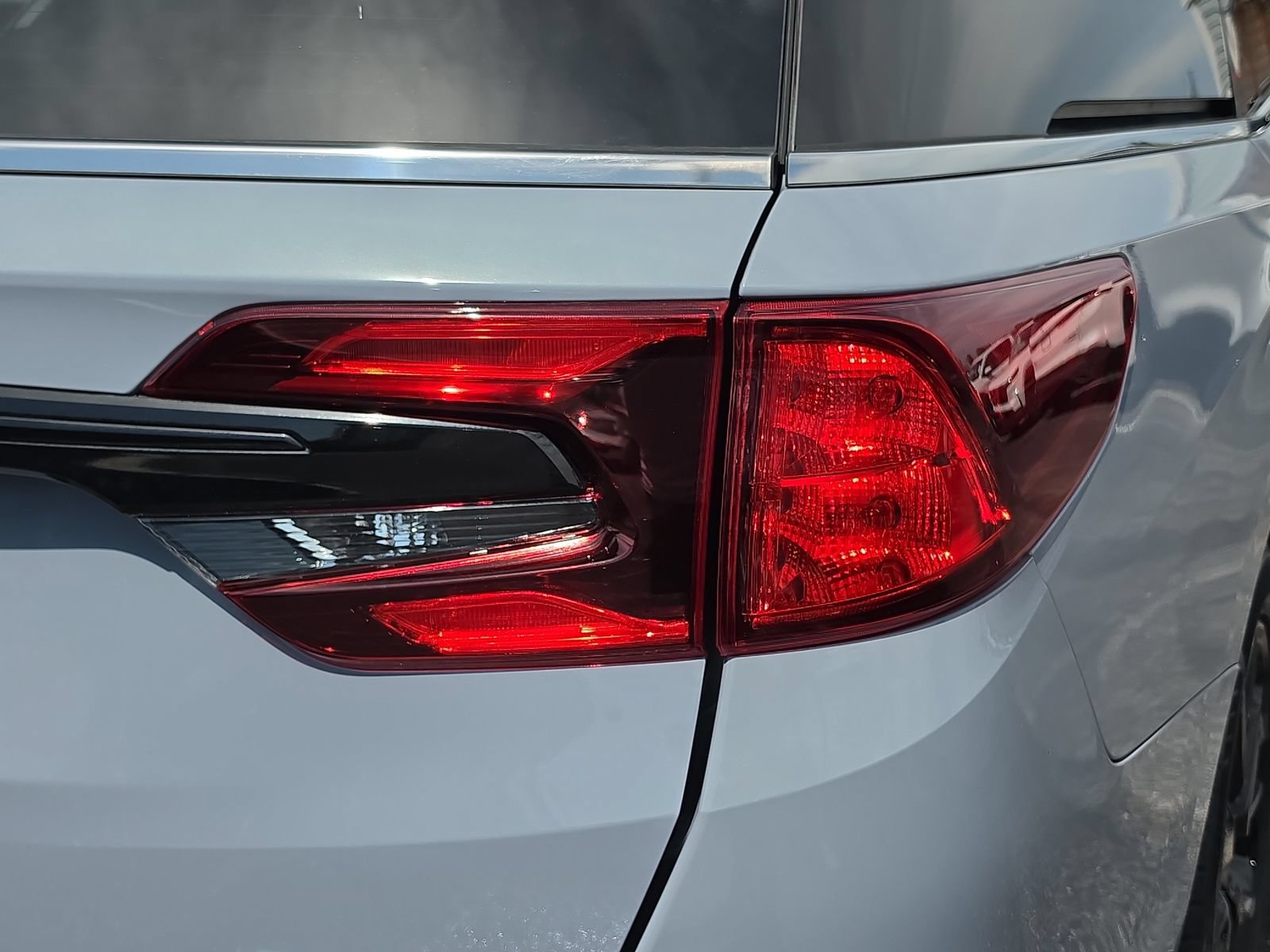 Used 2024 Honda Odyssey Sport image 8