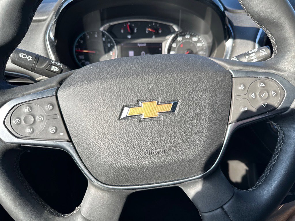 Used 2023 Chevrolet Traverse LT w/ LT Premium Package AWD/4WD image 13