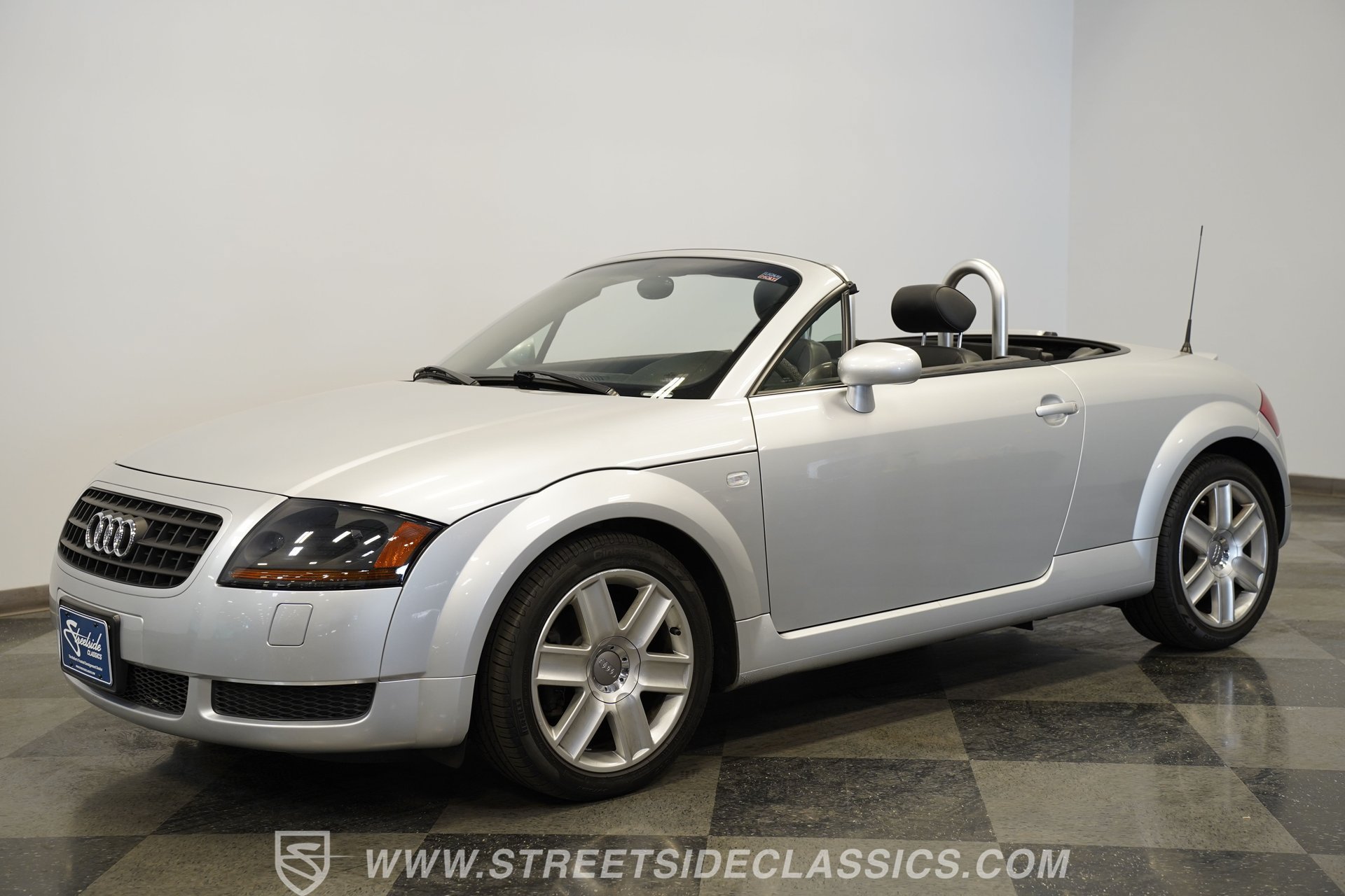 Used 2003 Audi TT 1.8T FWD image 6