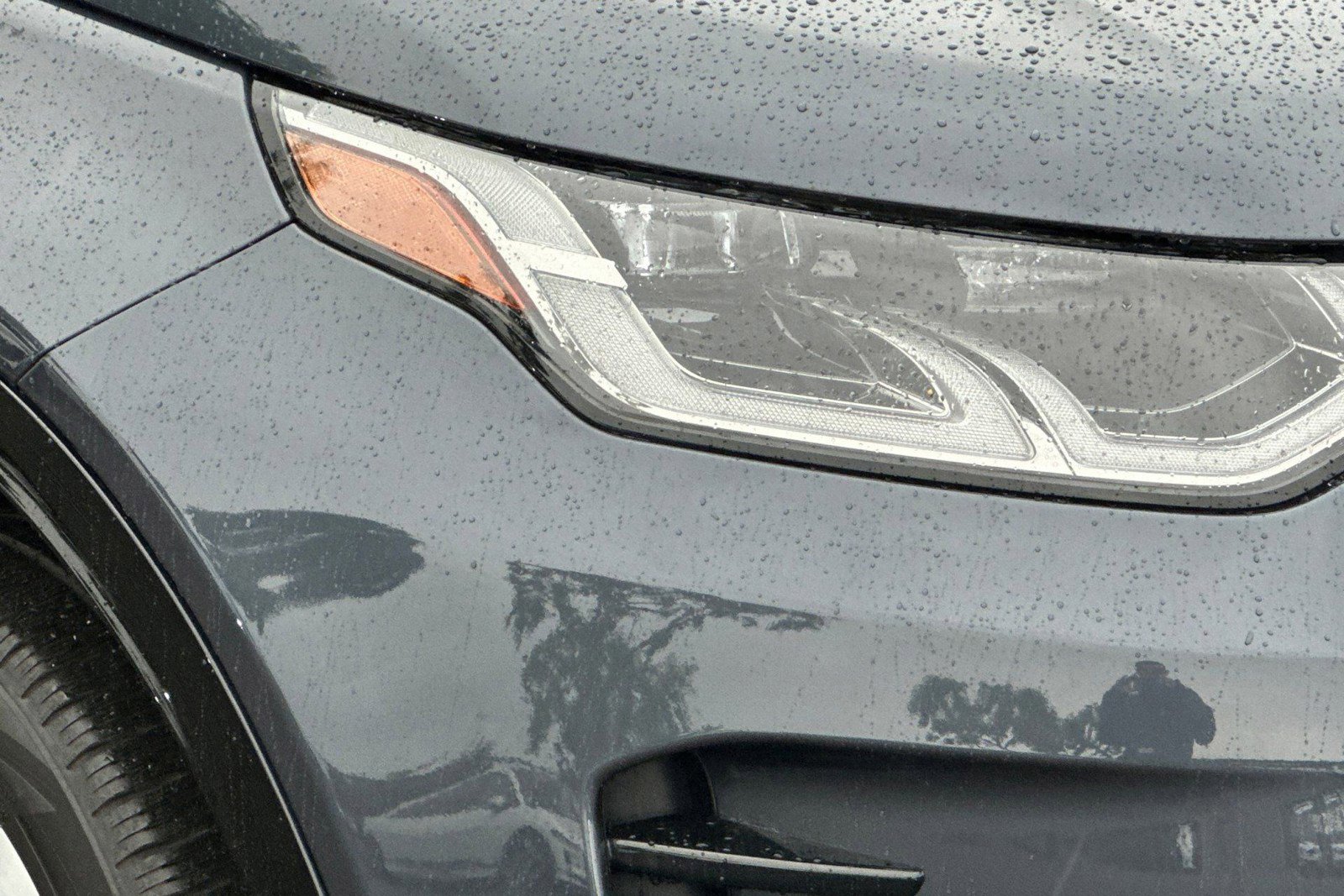 Certified 2025 Land Rover Discovery Sport Dynamic SE AWD/4WD image 11